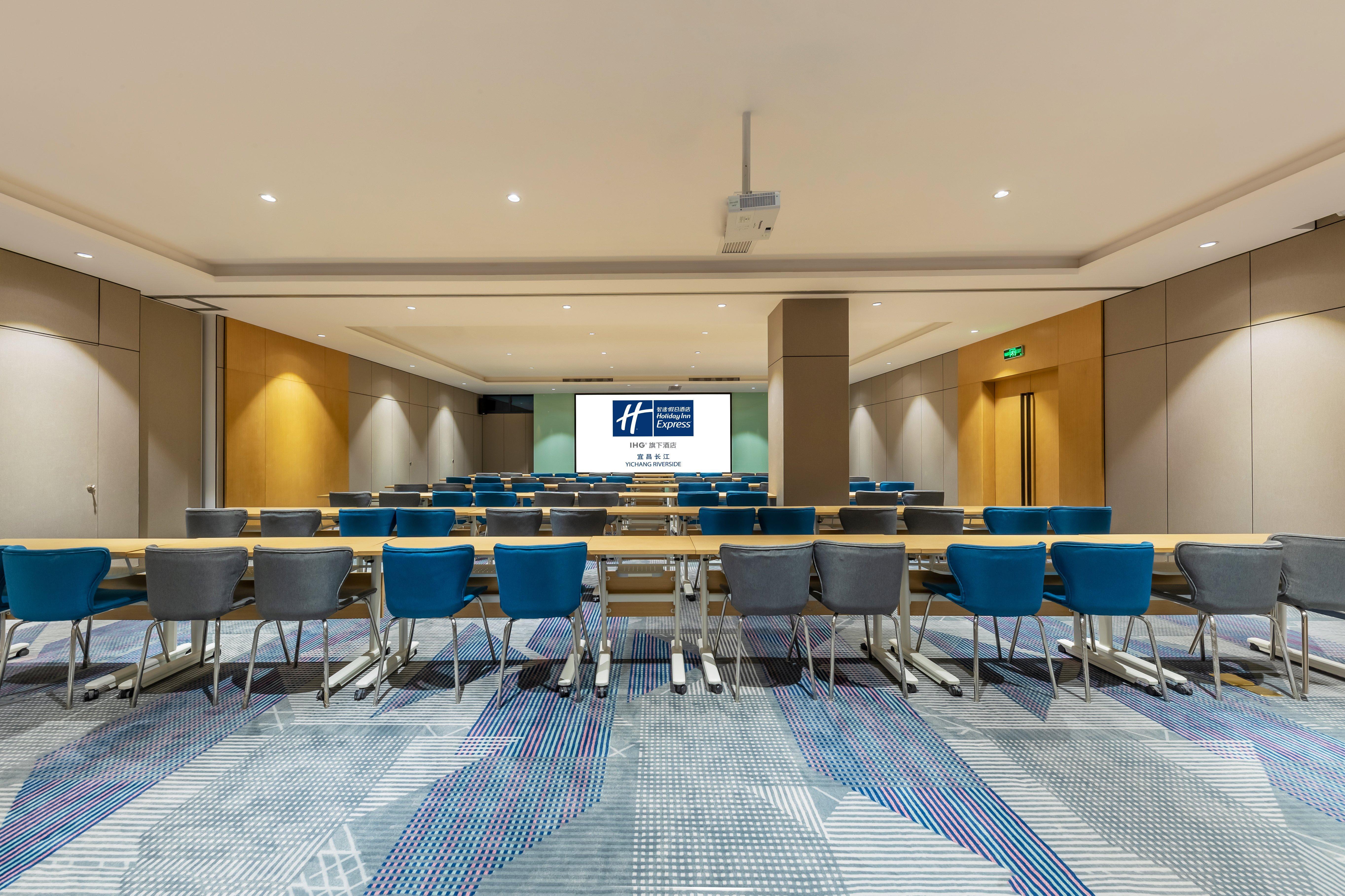 Holiday Inn Express Yichang Riverside By Ihg Eksteriør bilde